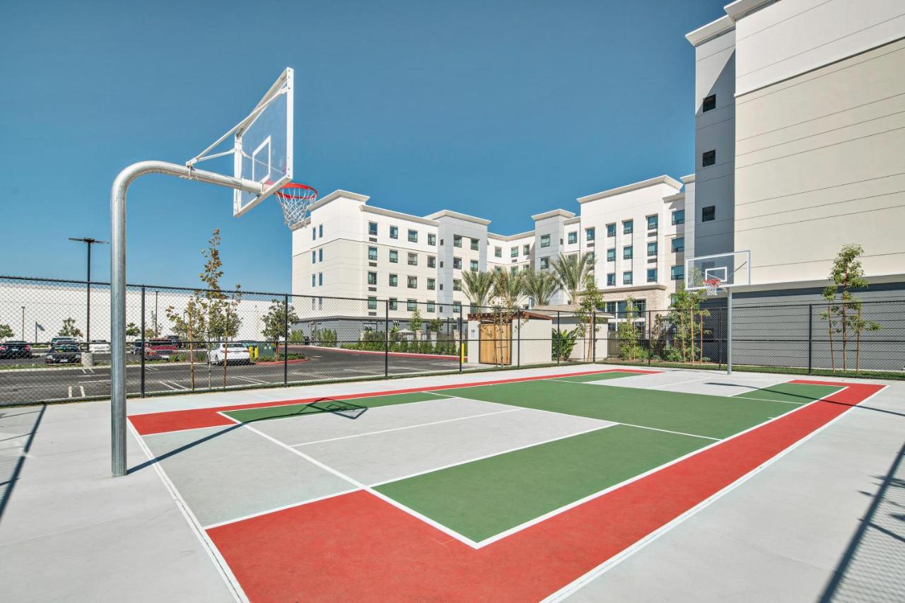 Staybridge Suites Irvine - John Wayne Airport By Ihg Luaran gambar